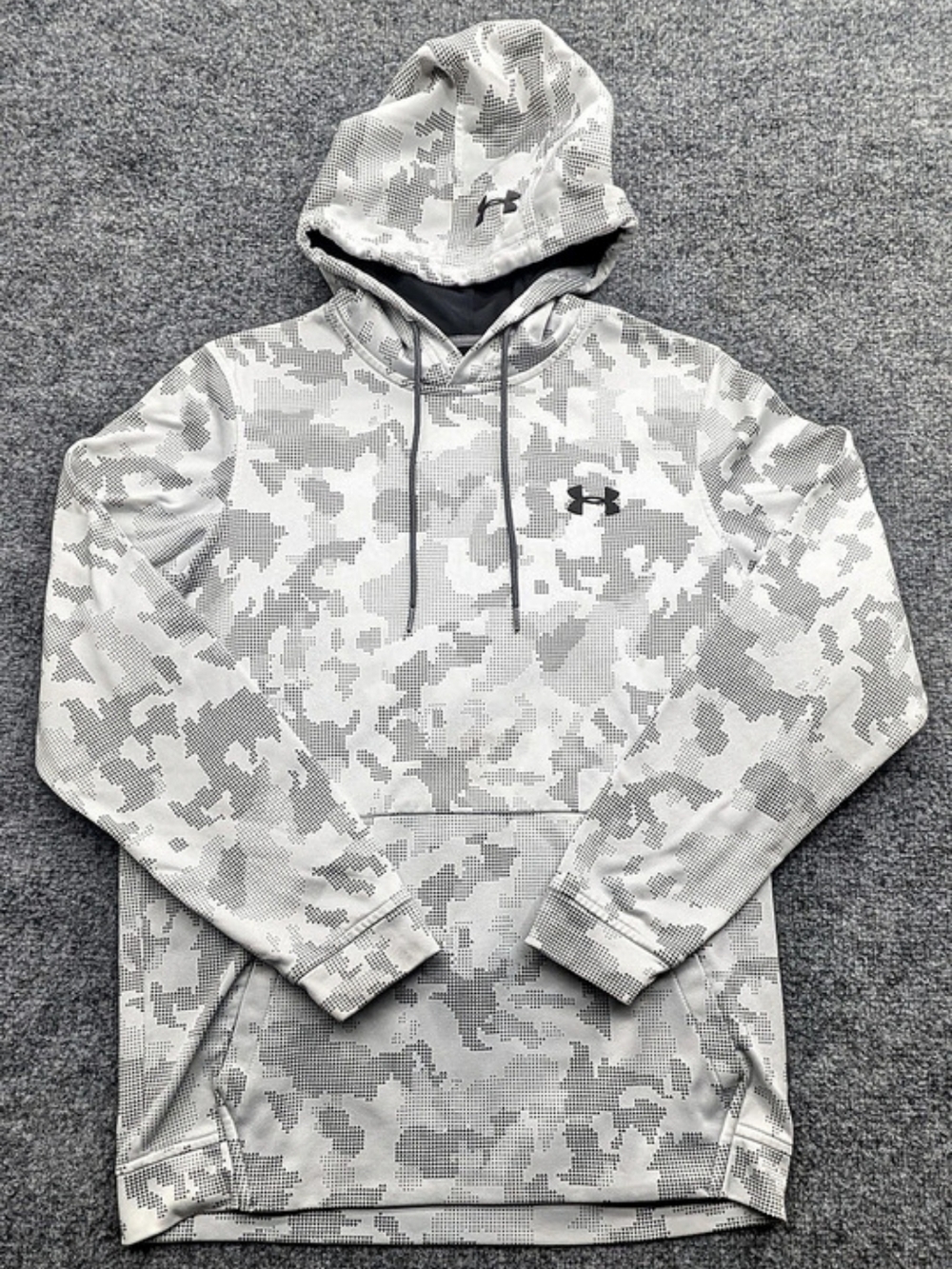 Under Armour ColdGear Pullover Hoodie Men's Sm Gray/White Camo Loose Fit